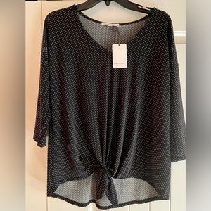 Green Envelop Women’s blouse size L